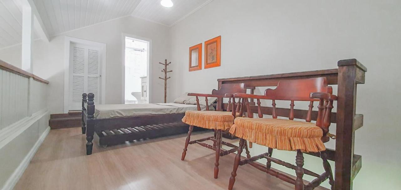 Duplex Floresta Negra - Sua Base Perfeita Em Gramado! Otima Localizacao Lagonegro 500M - 02 Quartos E 02 Banheiros Para Familia Em Condominio Fechad0, Cozinha Completa Com Garagem E Portaria 24H المظهر الخارجي الصورة